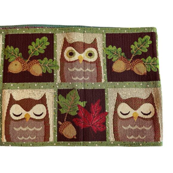 Very Nice 69" x 13" Rectangular Owls Acorns Leaves Fall Tapestry Table Runner - Picture 4 of 5